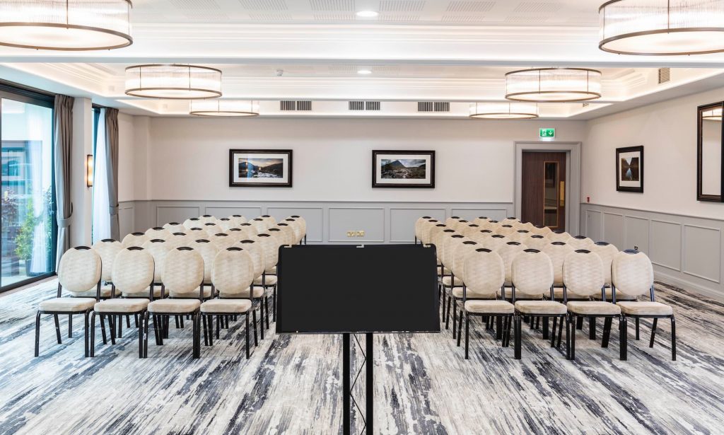 Riverbank Theatre Style