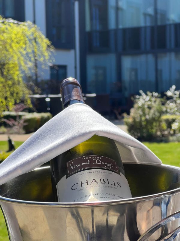 Domaine Vincent Dampt Chablis chilling in the Ness Walk courtyard