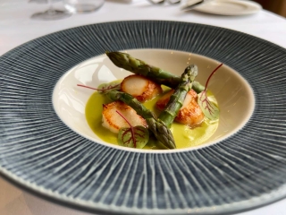 seared Orkney scallop - asparagus velouté - chargrilled asparagus in Torrish Restaurant at Ness Walk