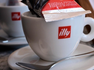 1_Illy-Website