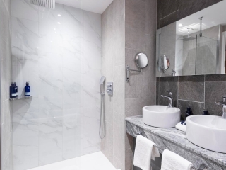 Laurel-Bathroom-2021