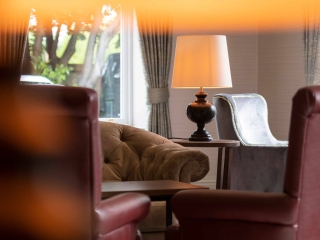 Ness-Walk-Dine-Relax-Cosy-Lounge