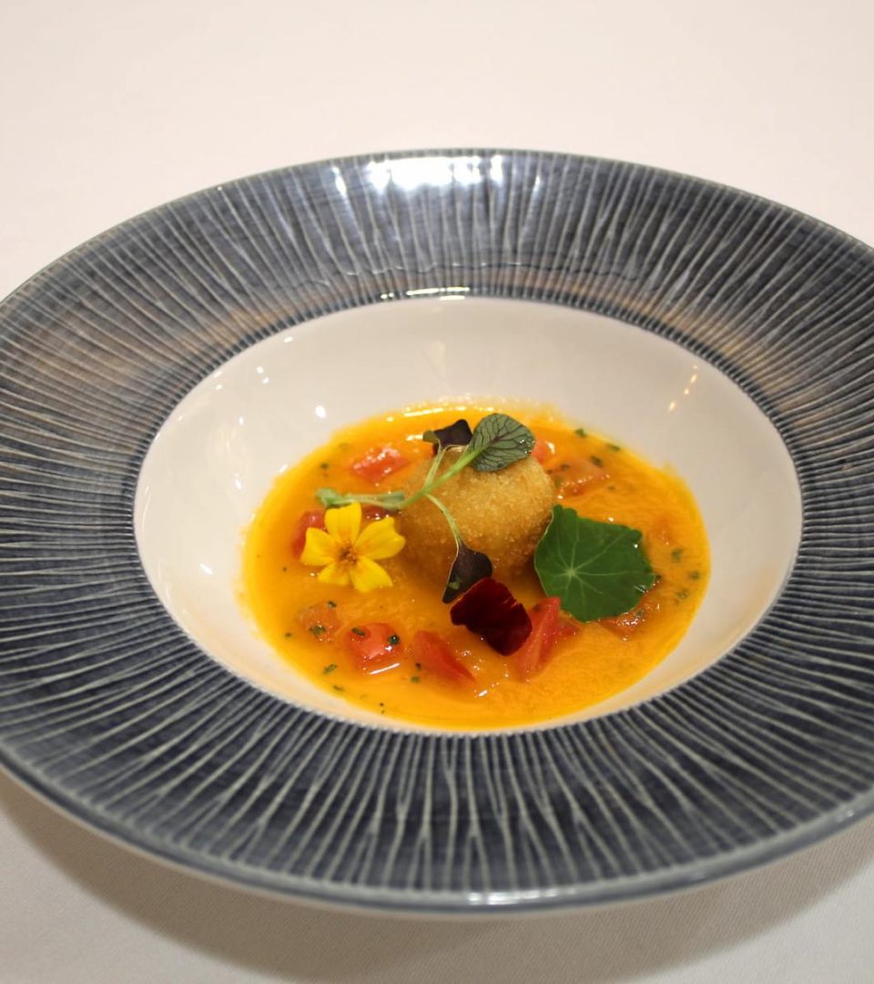 Smoked-Tomato-Paprika-Veloute-Amuse-1