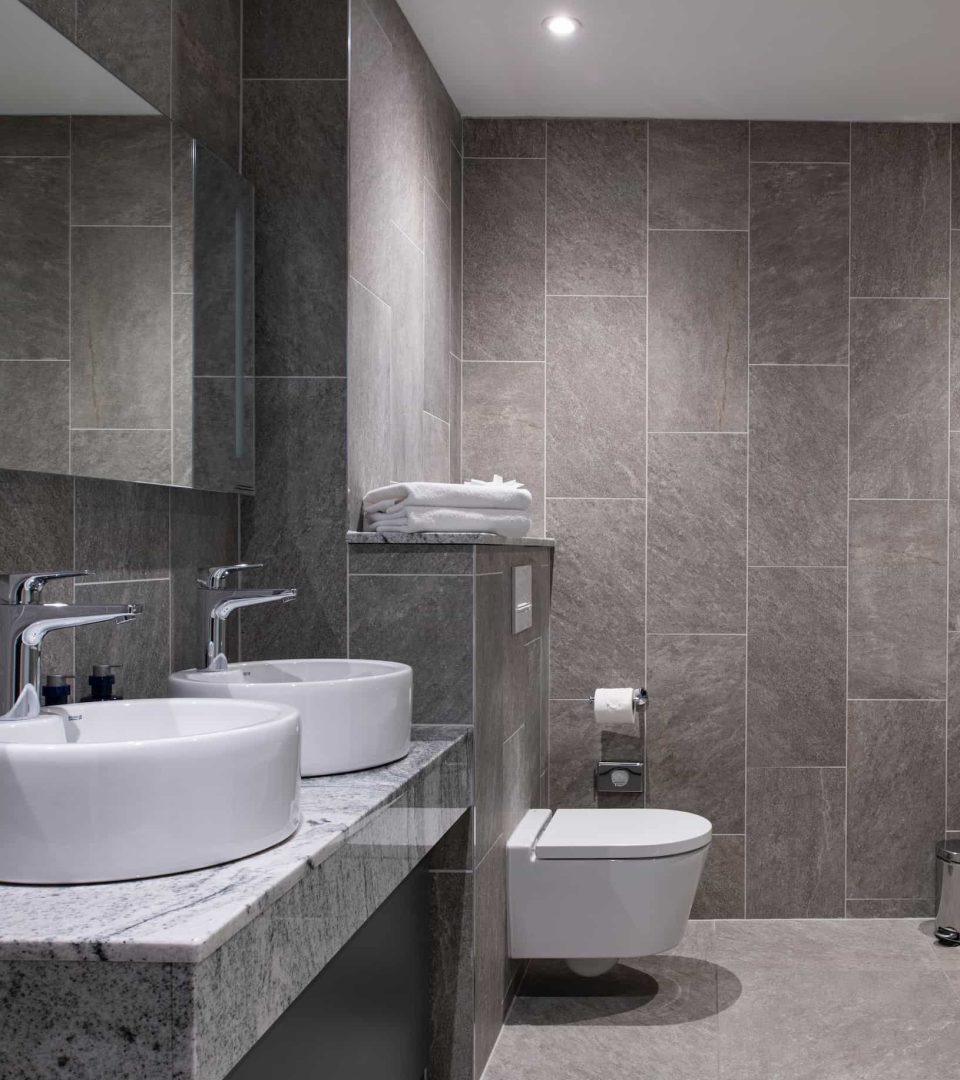 Standard bathroom in Birch Room at Ness Walk