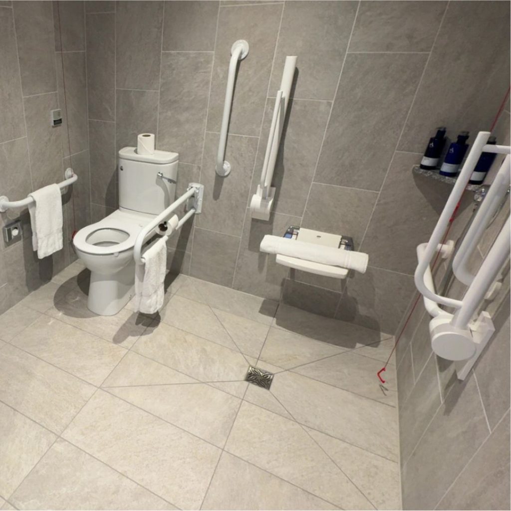 Wellingtonia Accessible Bathroom