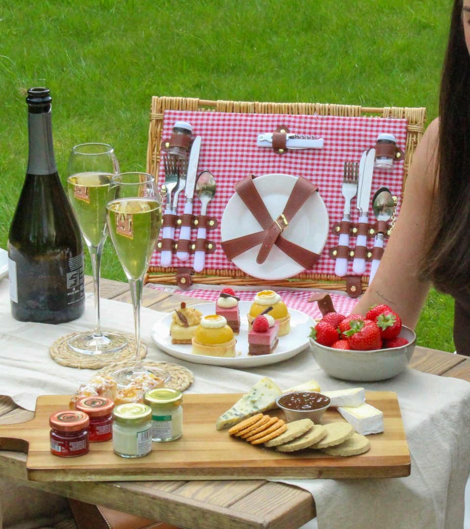 Ness Walk Picnic Experience Outside